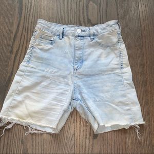Skinny Distressed Light Wash Shorts